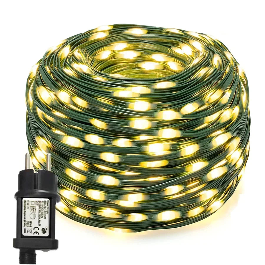 Wasserdichte LED Weihnachtsbeleuchtung für Außen – Lichterkette für Garten & Terrasse