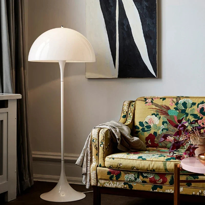 Panthella Tischlampe – Mid-Century Champignon Tischlampe mit Sanfter Lichtverteilung