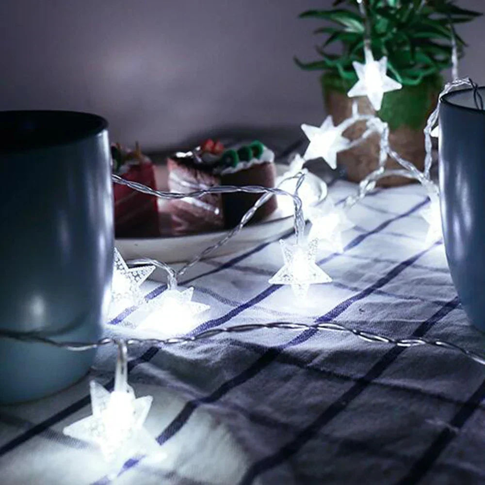 Sternen LED Weihnachtsbeleuchtung – Dekorativer Lichtervorhang für Innen und Außen
