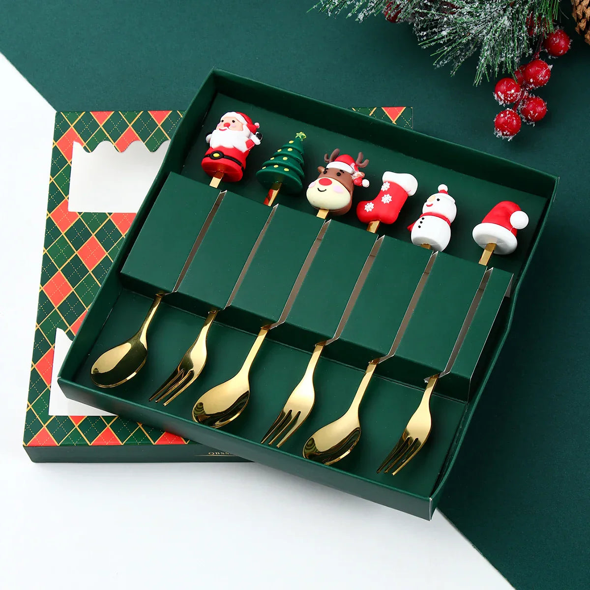 GoudFeest Weihnachtsbesteckset – Luxuriöser Goldlöffel und -gabel mit Weihnachtsmann-Design
