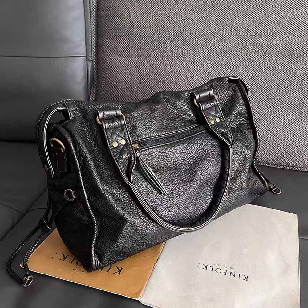 Schwarze Handtasche für den Unterricht – Retro-Eleganz und moderne Praktikabilität