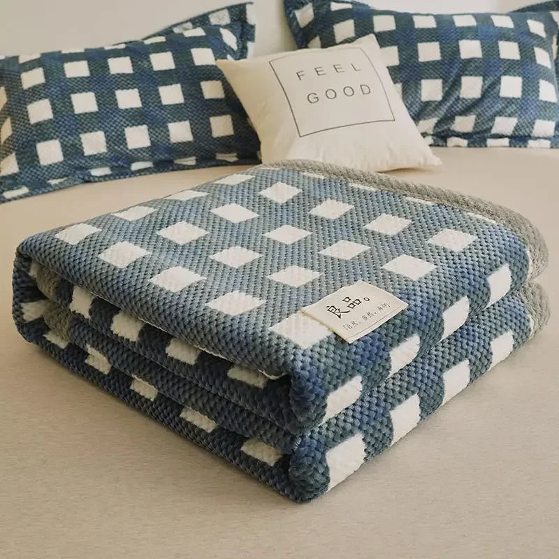 Karierte Decke – Weiche Plaid für Sofa und Bett mit Klassischem Schachbrettmuster