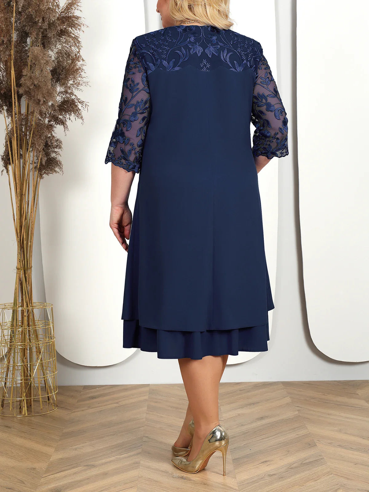 Herbstliches besticktes Bankett Kleid in Übergröße