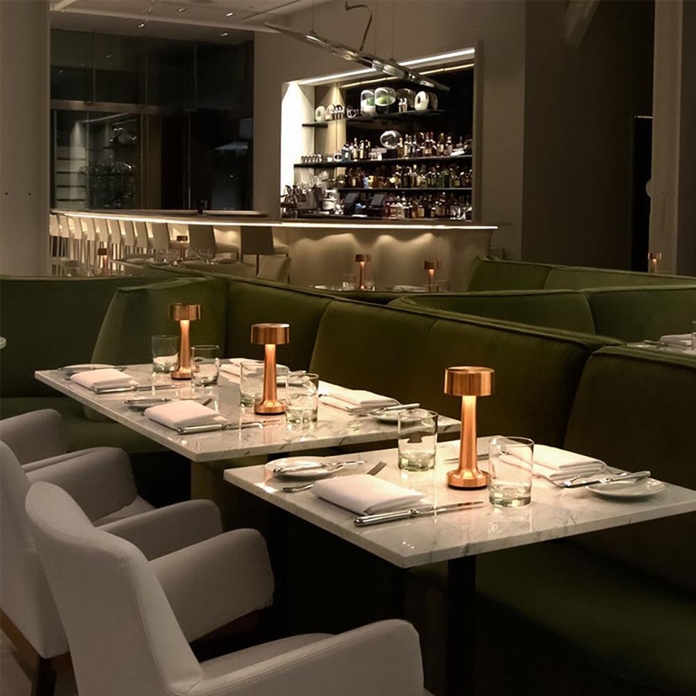 Elegante Tischlampe LED – Kabellos, Dimmbar & Wiederaufladbar