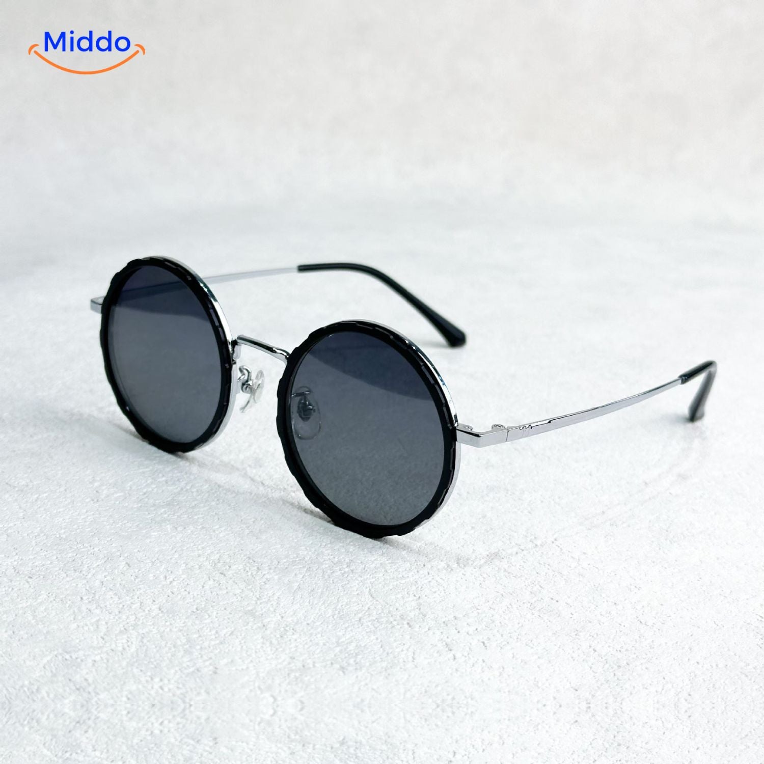 LumiShade Sonnenbrille | Handgefertigte Brille mit UV-Schutz und anpassbarem Lichtschutz