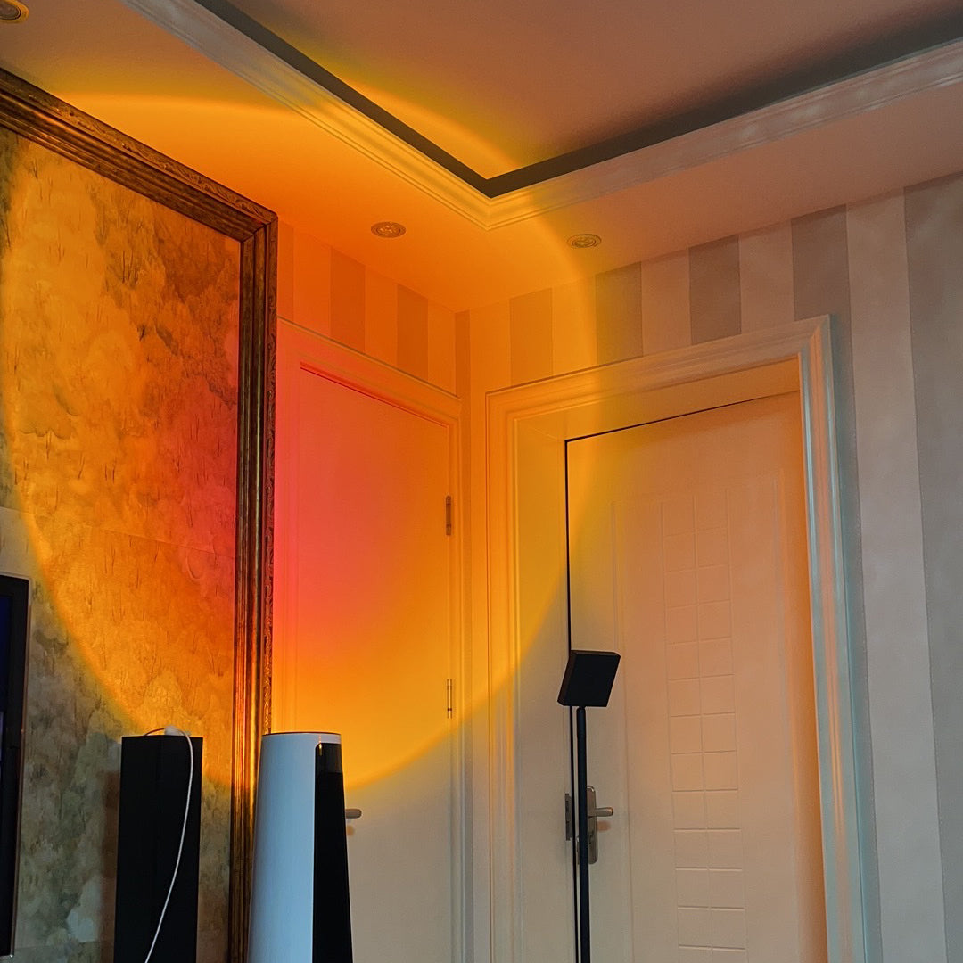 Frendorf | LED Farbprojektor Stehleuchte | Minimalistischer Halo Licht Effekt