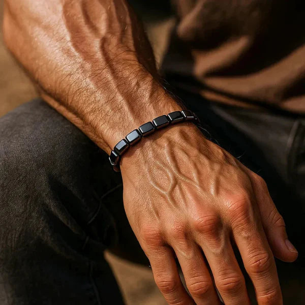 Hämatit-Armband für Herren – Eleganz, Kraft & stilvolle Energie