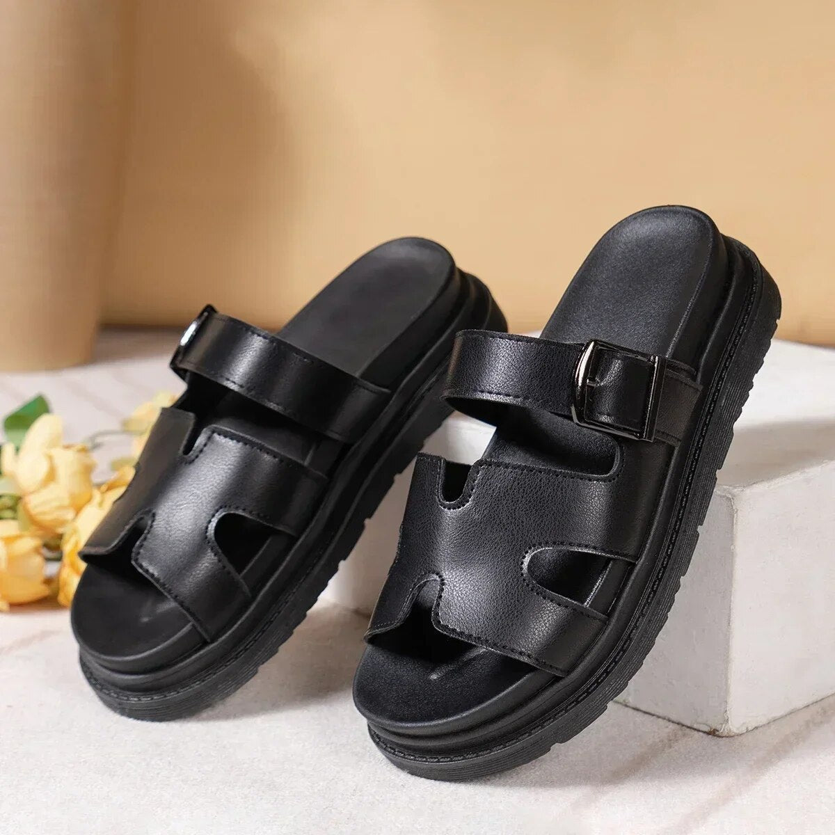 Milano Slipper | Alte Inspiration, Eleganter Look
