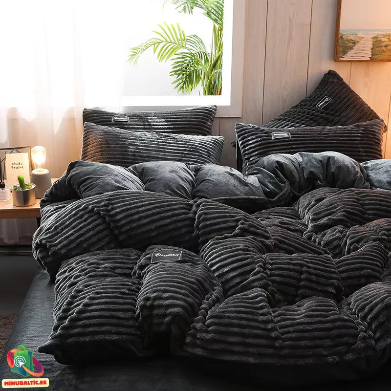 Koralfleece-Decke – Weiche und warme Bettdecke für kalte Nächte