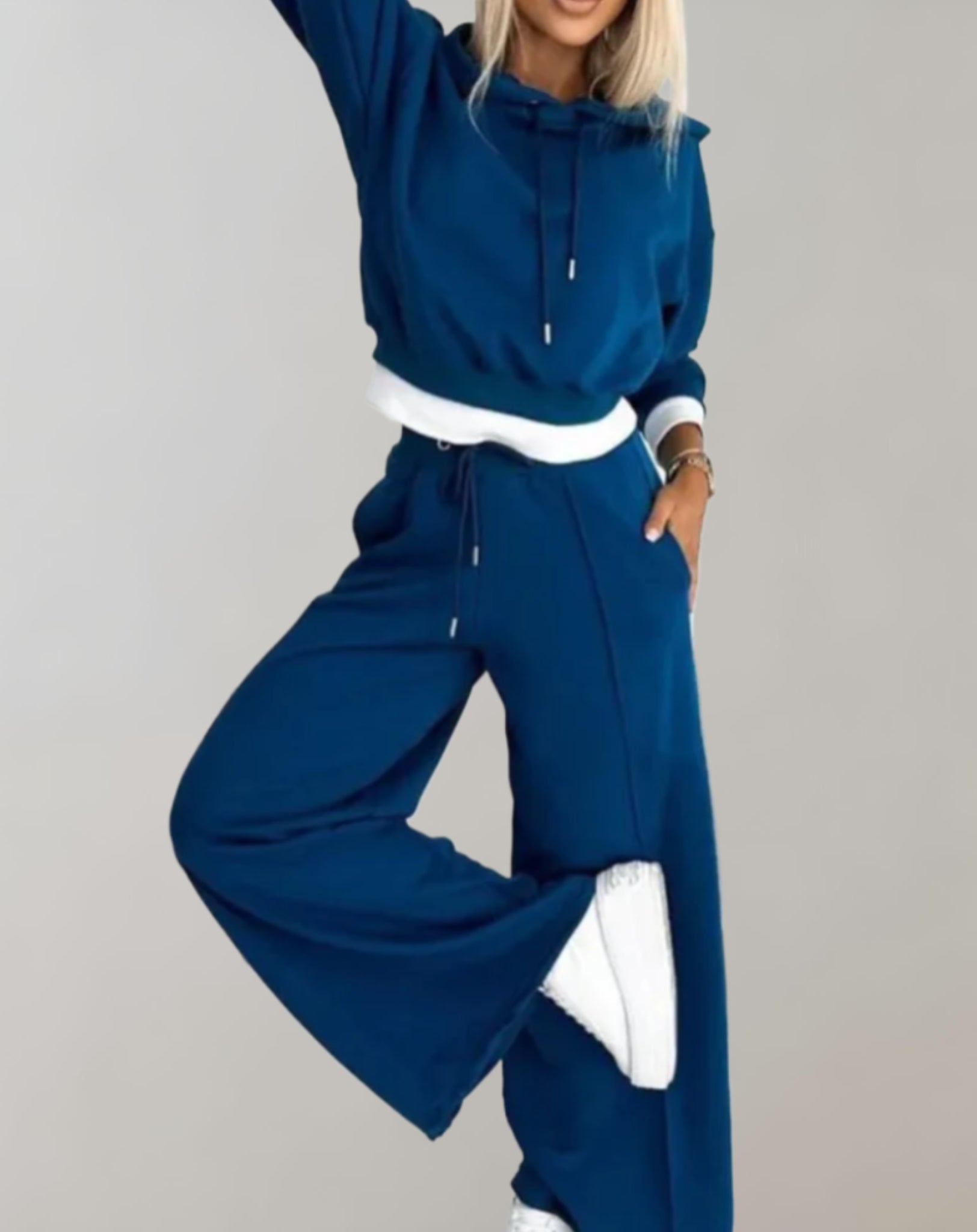 FitEssence Activewear-Set | Bequemer Hoodie und lockere Hose für stilvolles Training