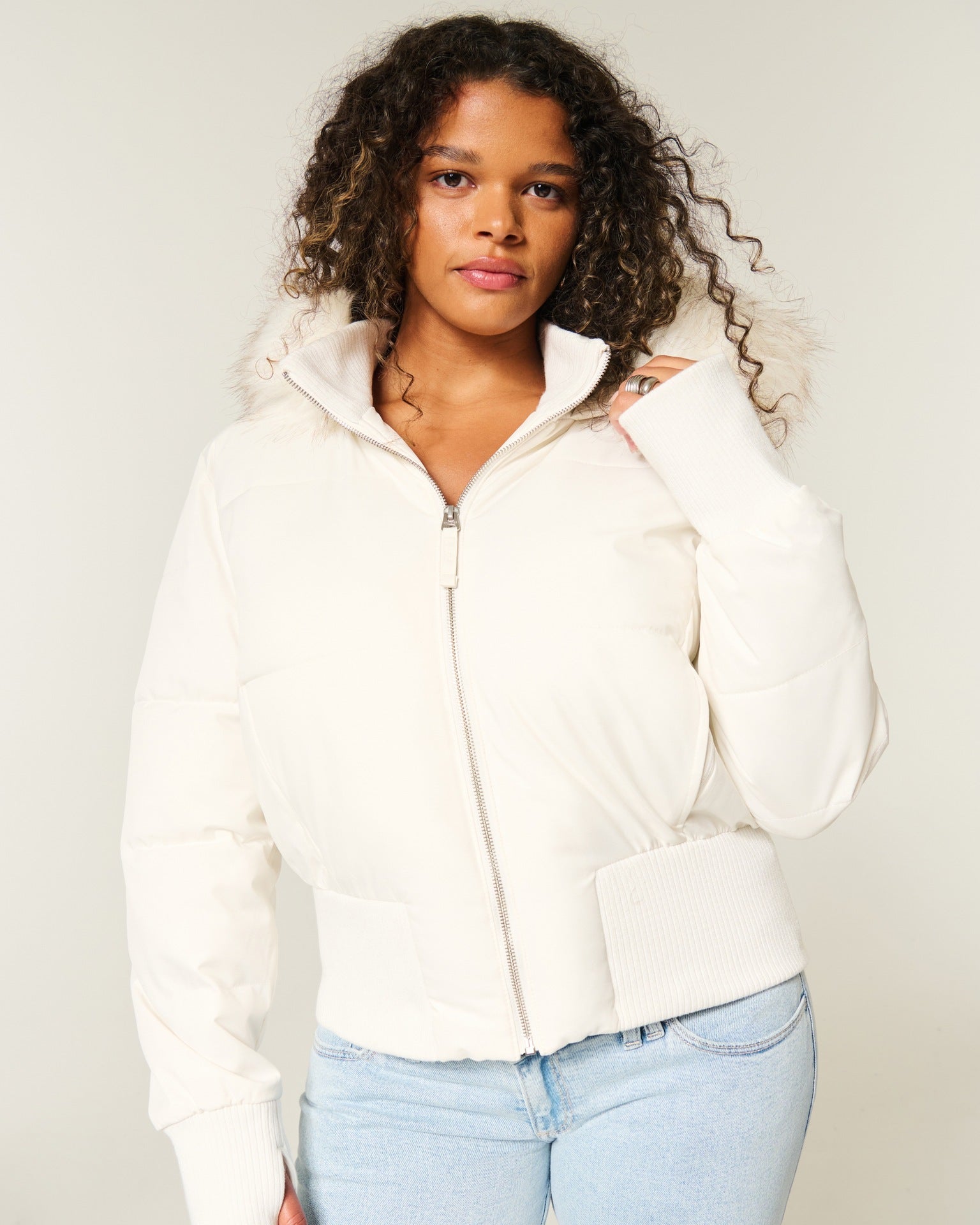 WinterEssence Steppjacke | Stilvoller und warmer Wintermantel mit abnehmbarer Kapuze