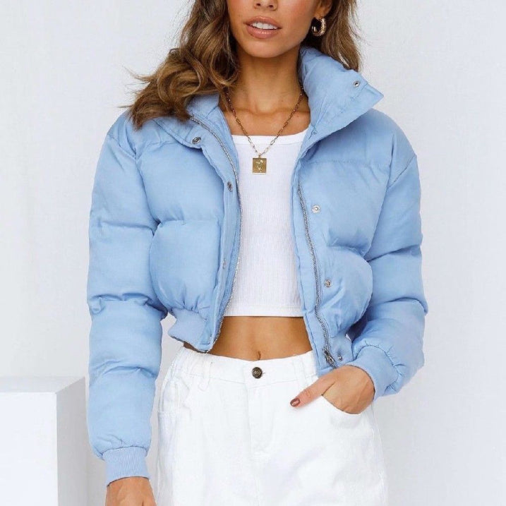 FrostEase Damen Pufferjacke – Kurze Winterjacke mit Kapuze
