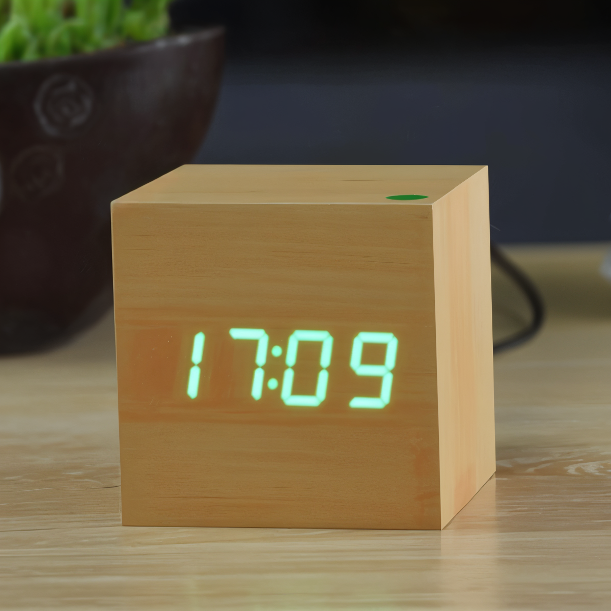 WoodTime | Elegante digitale LED Uhr