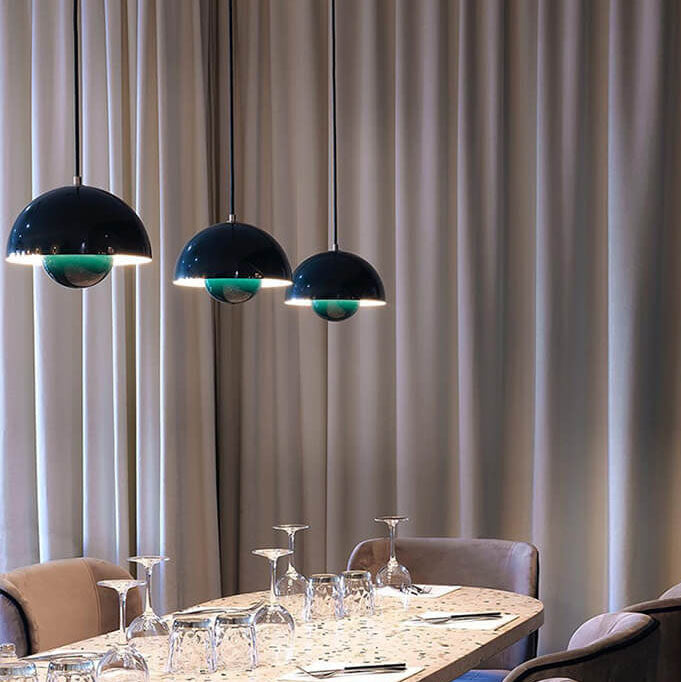 ZenithSphere | Moderne Deckenlampe mit halbkugelförmigem Design