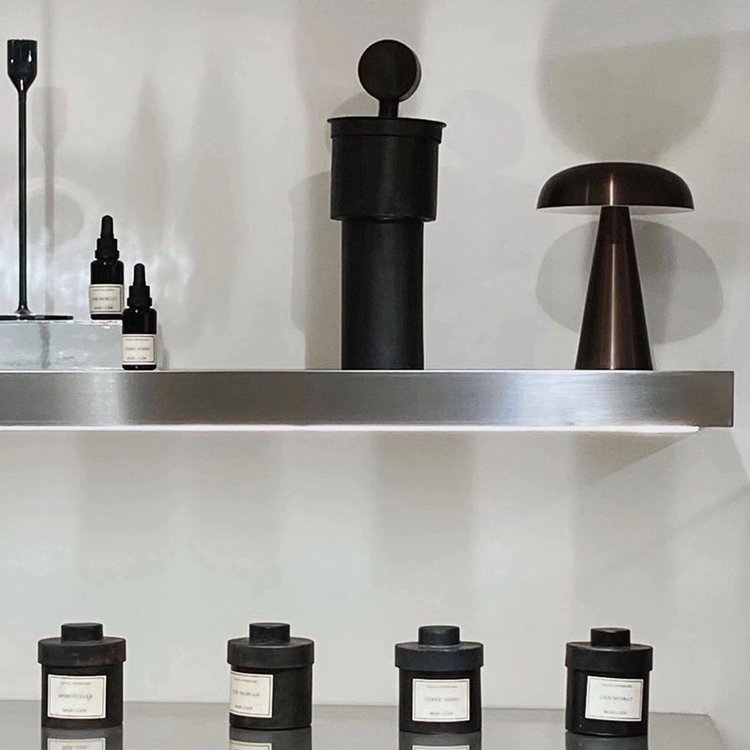 Frendorf | Kabellose Tischleuchte | Wiederaufladbares Pilz Design
