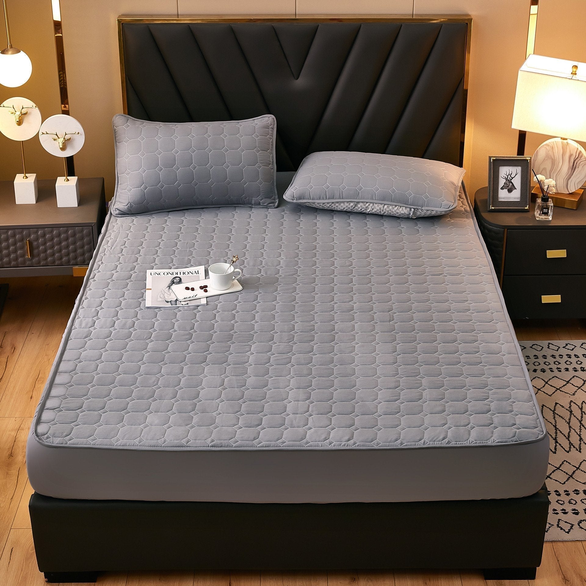 CushioGuard Seiden Matratzenbezug | Atmungsaktiver und luxuriöser Schutz für Ihre Matratze