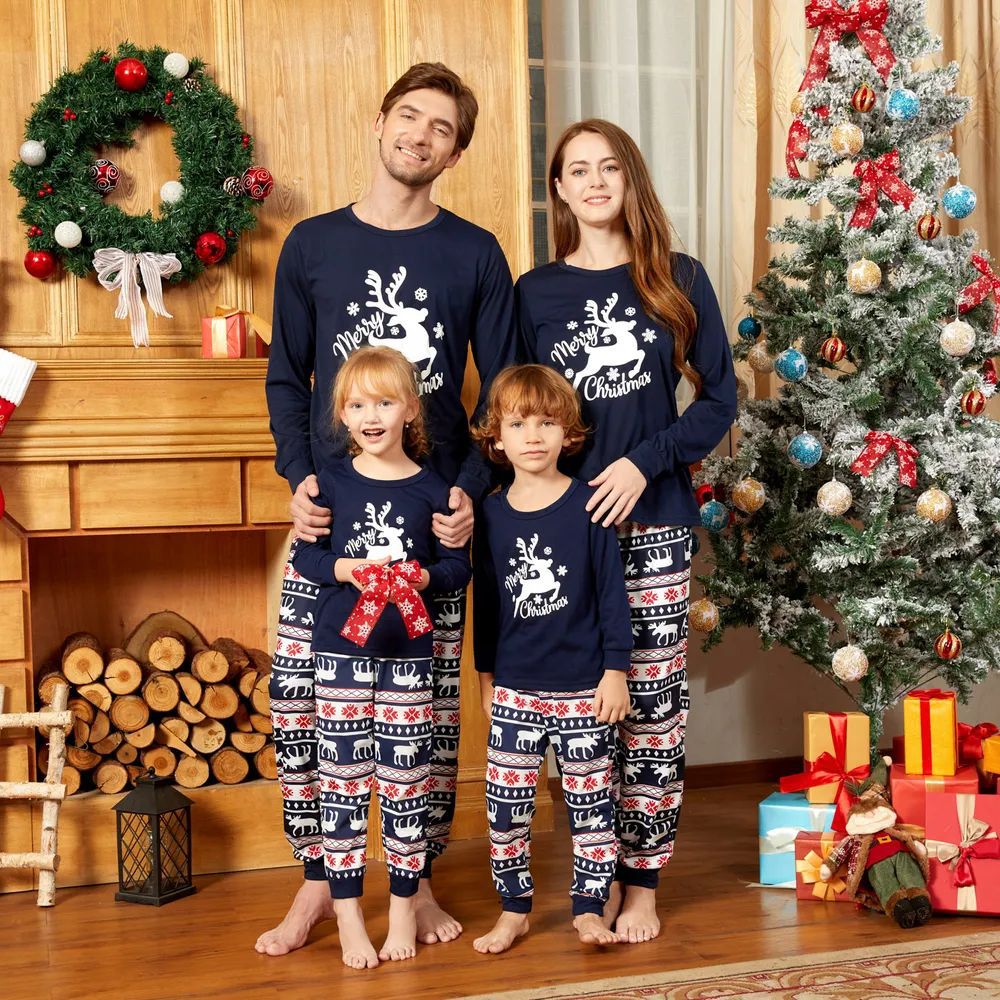 Blaues Weihnachts-Elch-Muster passende Familien-Weihnachtspajamas