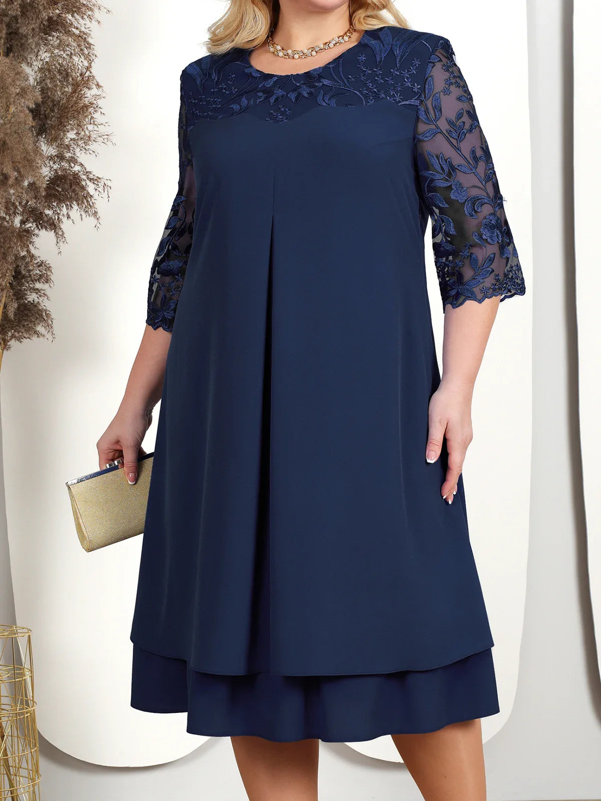 Herbstliches besticktes Bankett Kleid in Übergröße