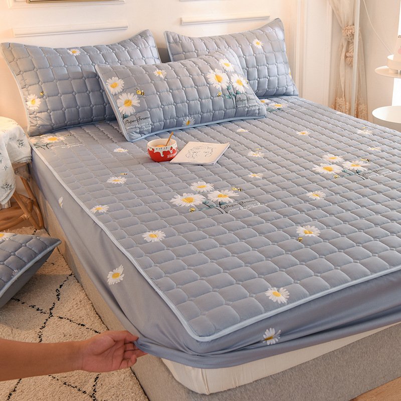 CushioGuard Seiden Matratzenbezug | Atmungsaktiver und luxuriöser Schutz für Ihre Matratze
