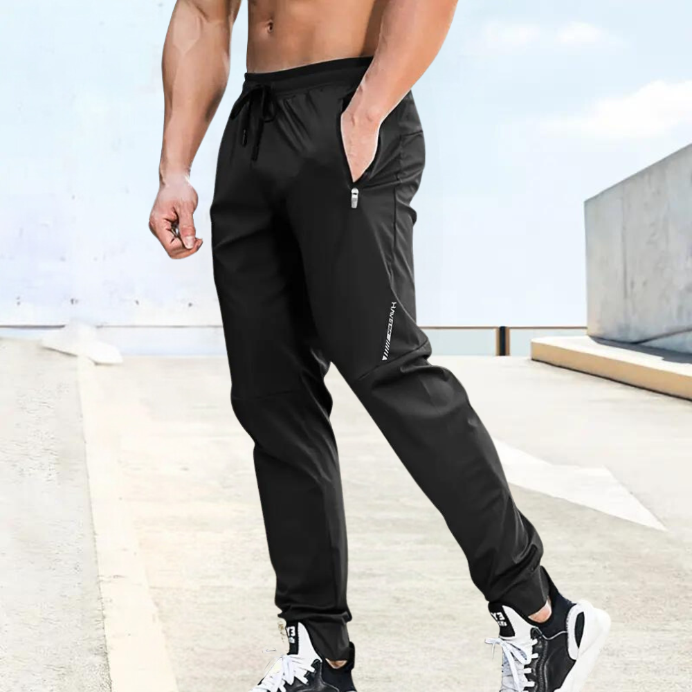 Herren Sporthose AeroFlex – Atmungsaktive und Leichte Trainingshose