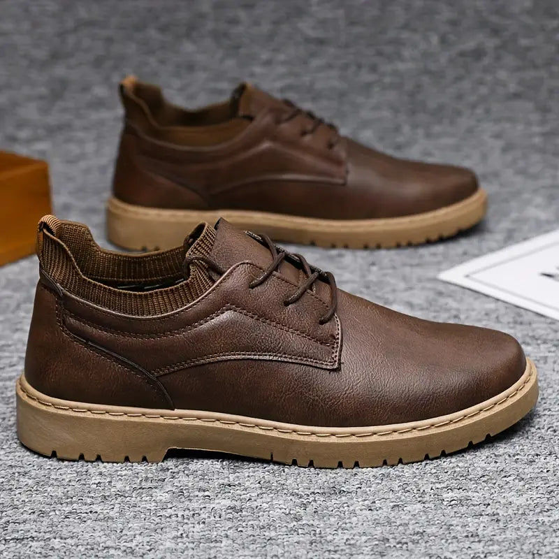 Schöne Herren | Schnürschuhe | Antirutschsohle | Stilvolle Stiefel