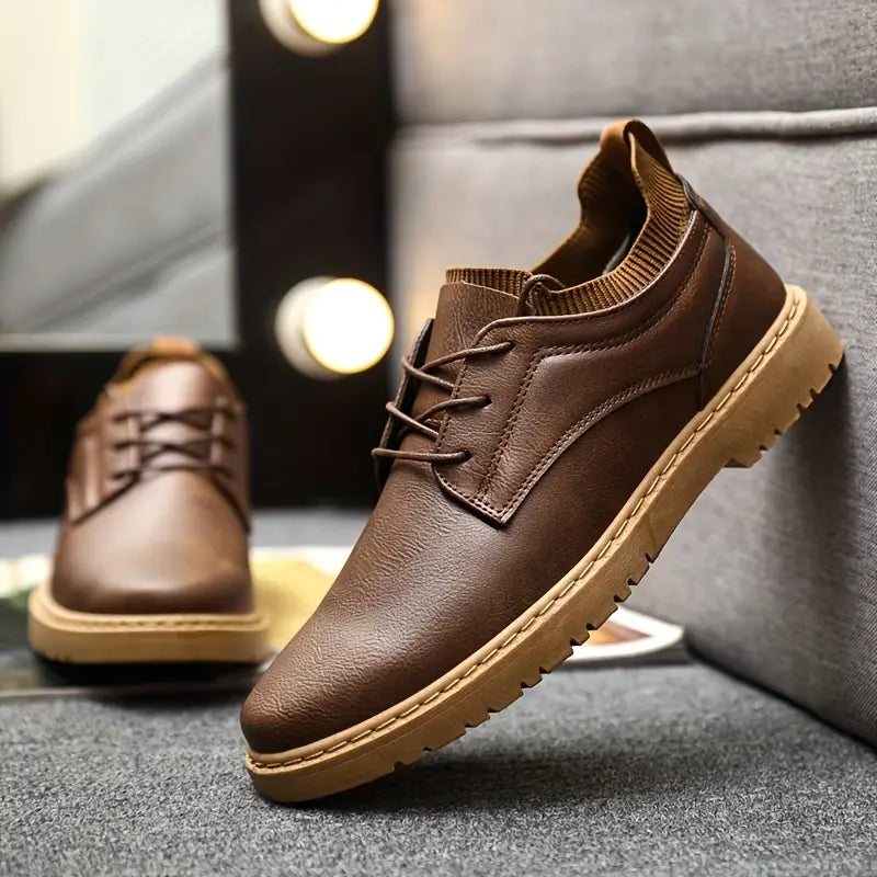 Schöne Herren | Schnürschuhe | Antirutschsohle | Stilvolle Stiefel