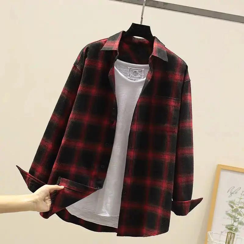 Schlank kariertes Hemd für Herren mit elegantem Design und lässigem Stil | Bent