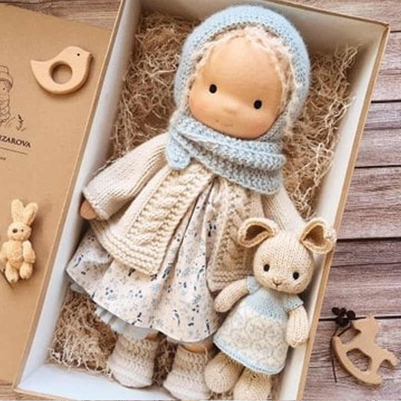 Handgemachte Waldorf-Puppe - Bio-Baumwolle | Polka Dots Design