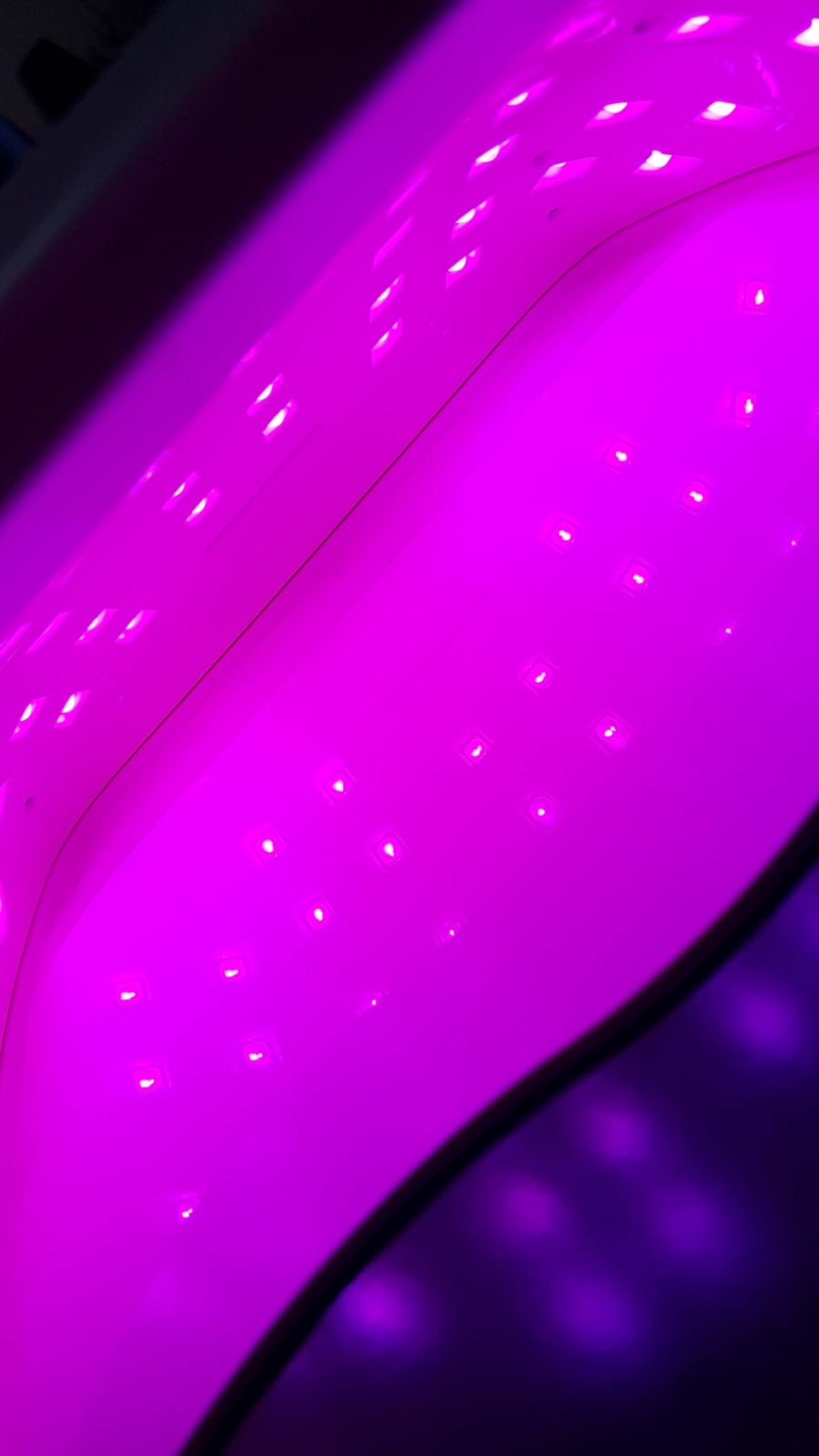 LuxeGlow 96W LED Lampe | Elegante Beleuchtung für eine raffinierte Atmosphäre