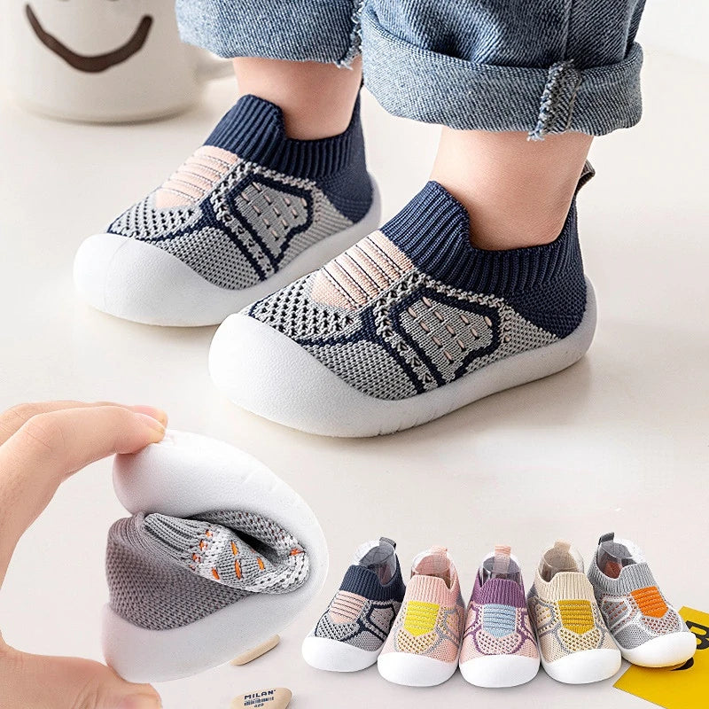 TinyTreads Slip-Ons | Atmungsaktive Antirutschschuhe aus Mesh