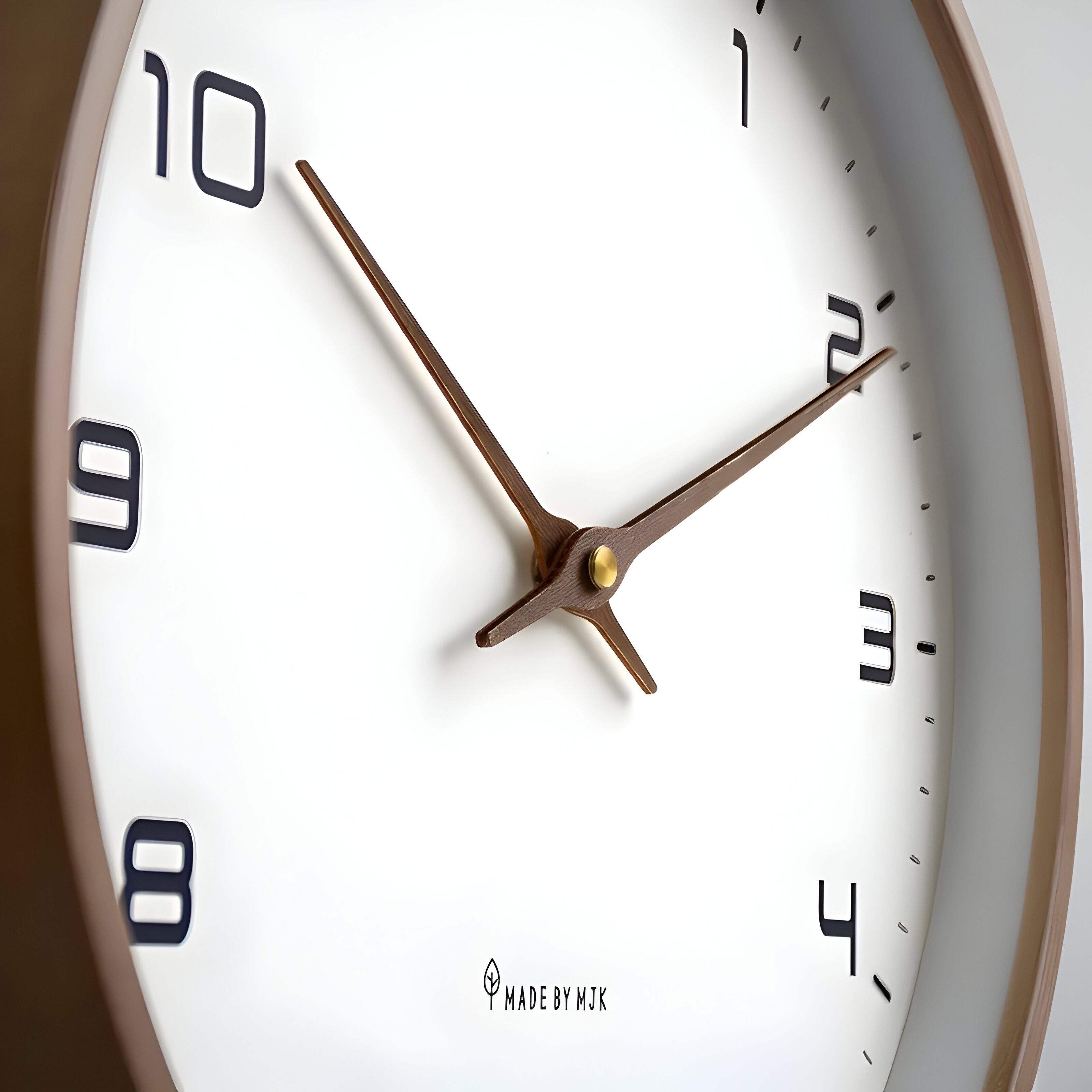 Geräuschlose Holz-Wanduhr | Modernes Runddesign
