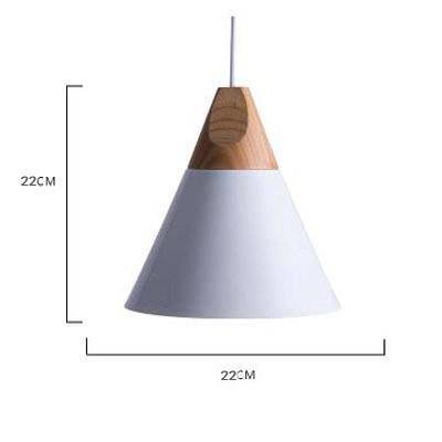 Hängelampe aus Holz und Aluminium in Kegelform