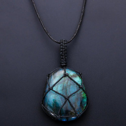 Drakenhart Labradorit Kette – Mystischer und Energiegeladener Schmuck für Persönliche Kraft