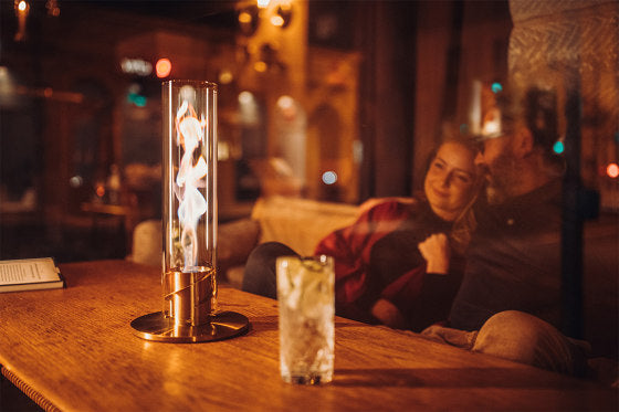 FlameGlow - Moderner Tischkamin mit einstellbaren Flammen für eine gemütliche Atmosphäre