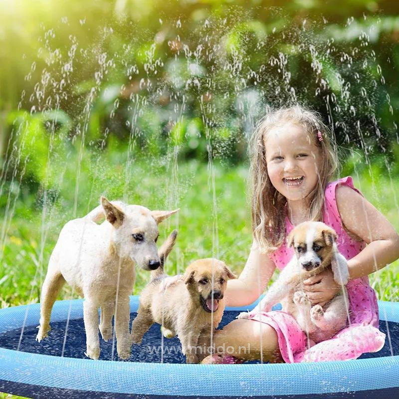 AquaJoy Spritzspielzeug | Erfrischender Wasserspaß für Kinder und Haustiere!