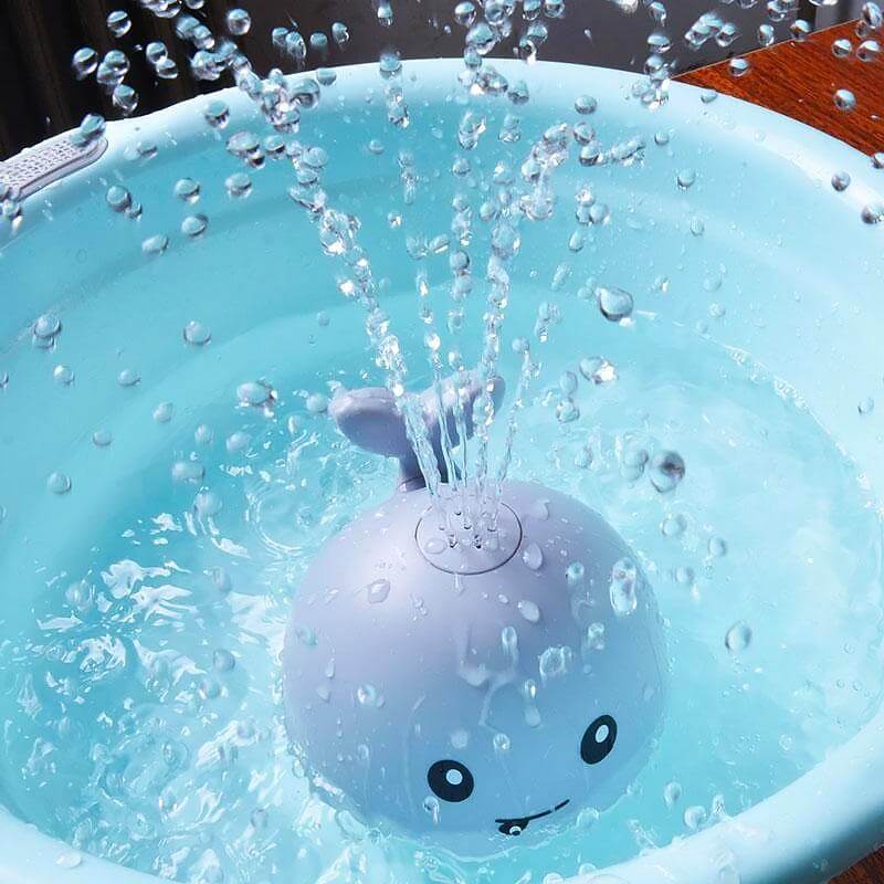 Wassersprinkler-Wal-Bade-Spielzeug