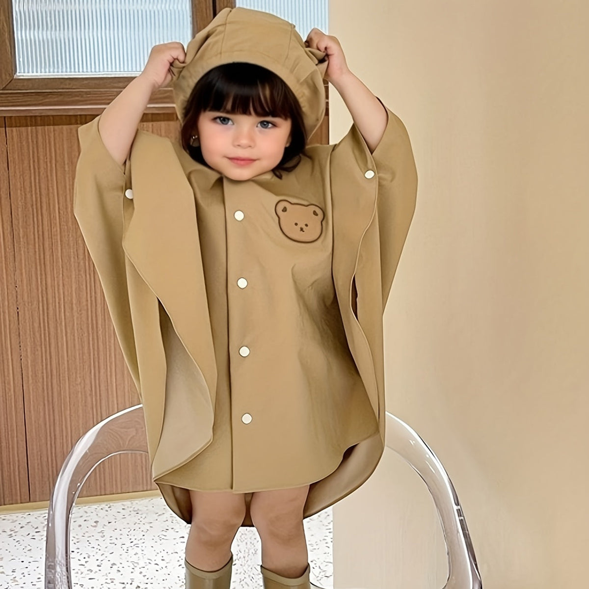 Kinder Regenjacke mit Kapuze – Wasserdichte Jacke mit Bären- oder Hasenmotiv