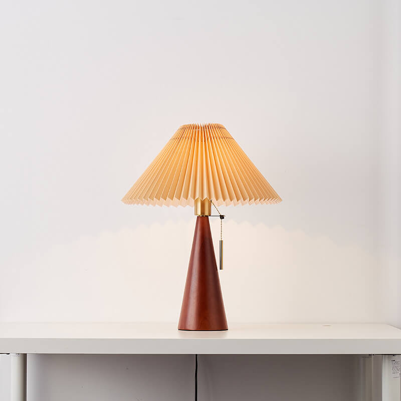 Japanische Minimalistische Holzkonstruktion Faltenstoff LED Tischlampe 1-Licht