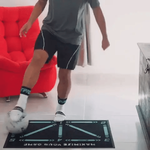 Fußball Pro Trainingsmatte für das Training zu Hause mit Übungsvideos