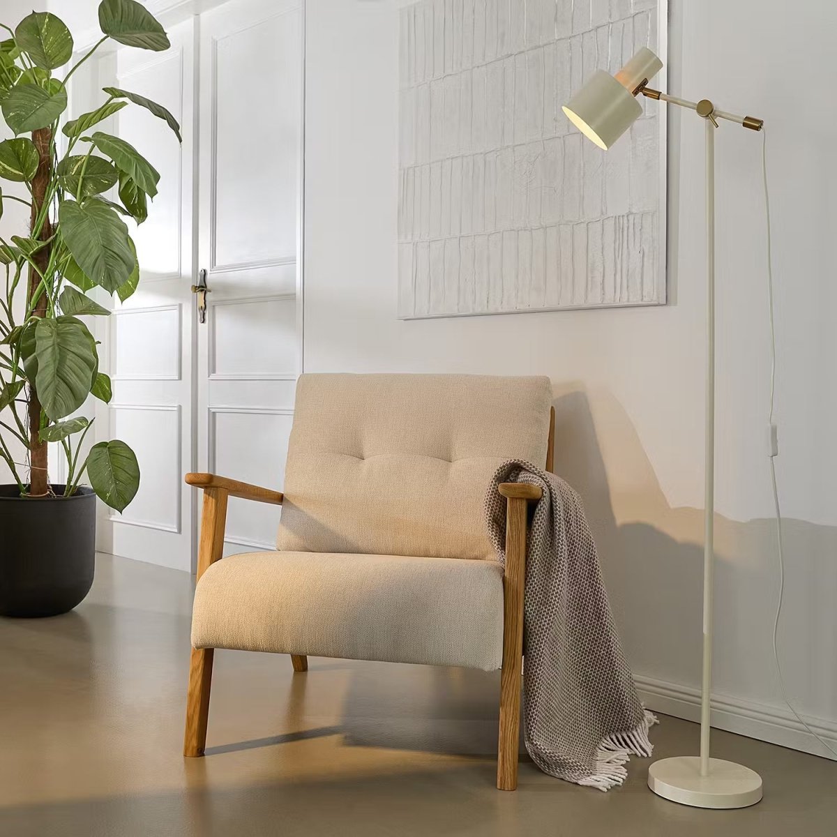 Moderne LED Stehlampe – Minimalistische Beleuchtung für Wohnzimmer und Schlafzimmer