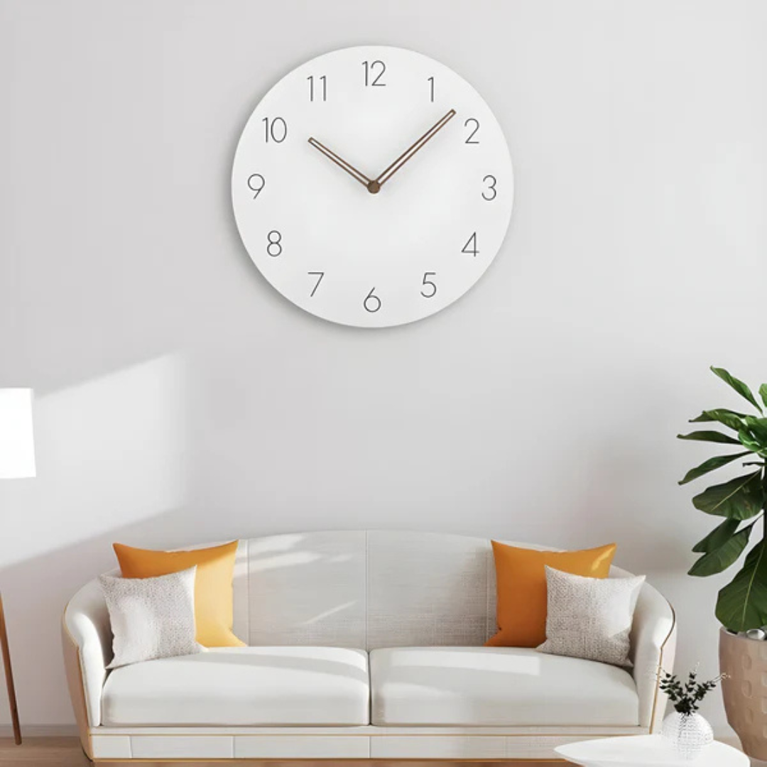 Nork - Minimalistische Holz-Wanduhr
