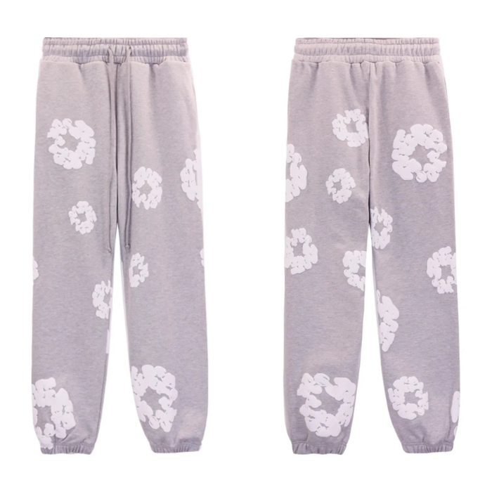 Ensemble Caleb mit Kapuze und weitem Blumen-Hosen