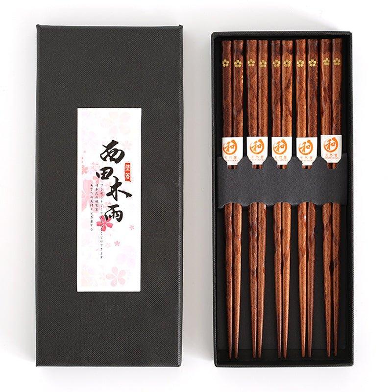 Miyabi Holzessstäbchen-Set mit goldenem Sakura-Motiv
