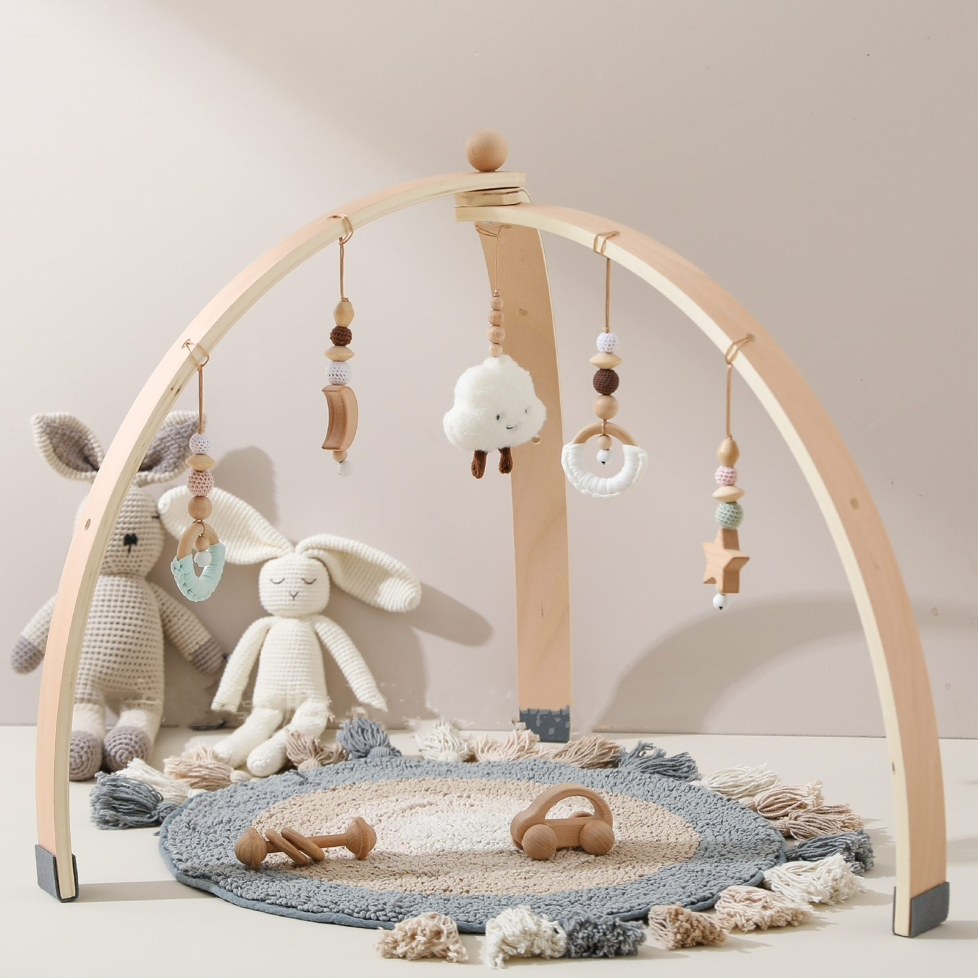 Holz Baby Aktivitätsbogen mit Hängespielzeug für Babys