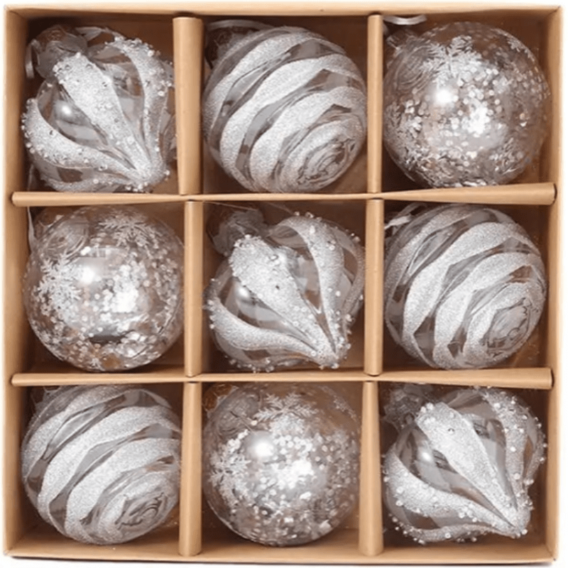GlansFeest Weihnachts-Hängedekorationen – Set aus 9 Kunststoff-Ornamenten mit Schneeflocken- und Ball-Design