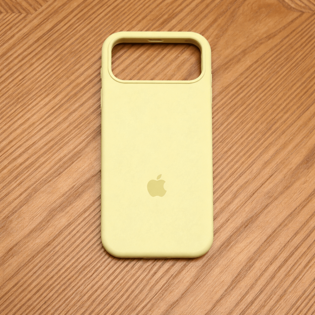 VELVIGUARD – MagSafe-kompatible Silikonhülle mit sanfter Berührungsoberfläche für iPhone