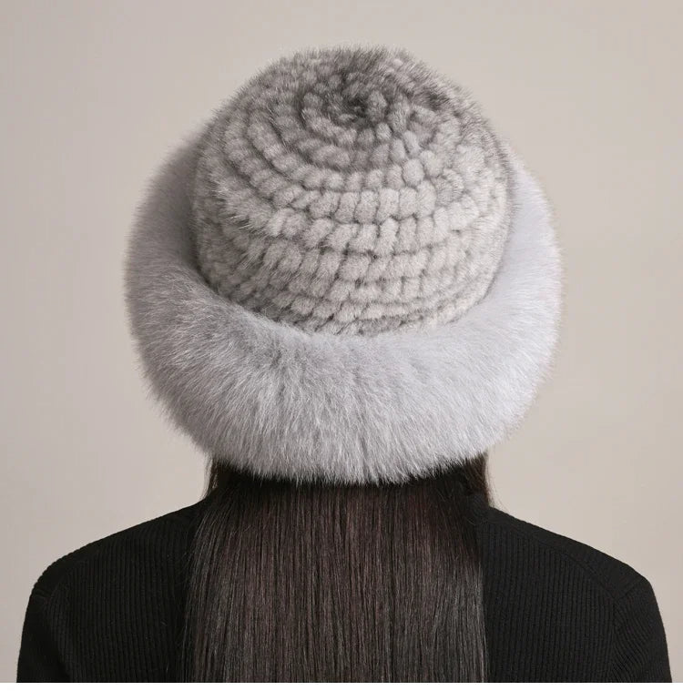 Novaine Nerzfellmütze für klassischen Winterkomfort und Stil