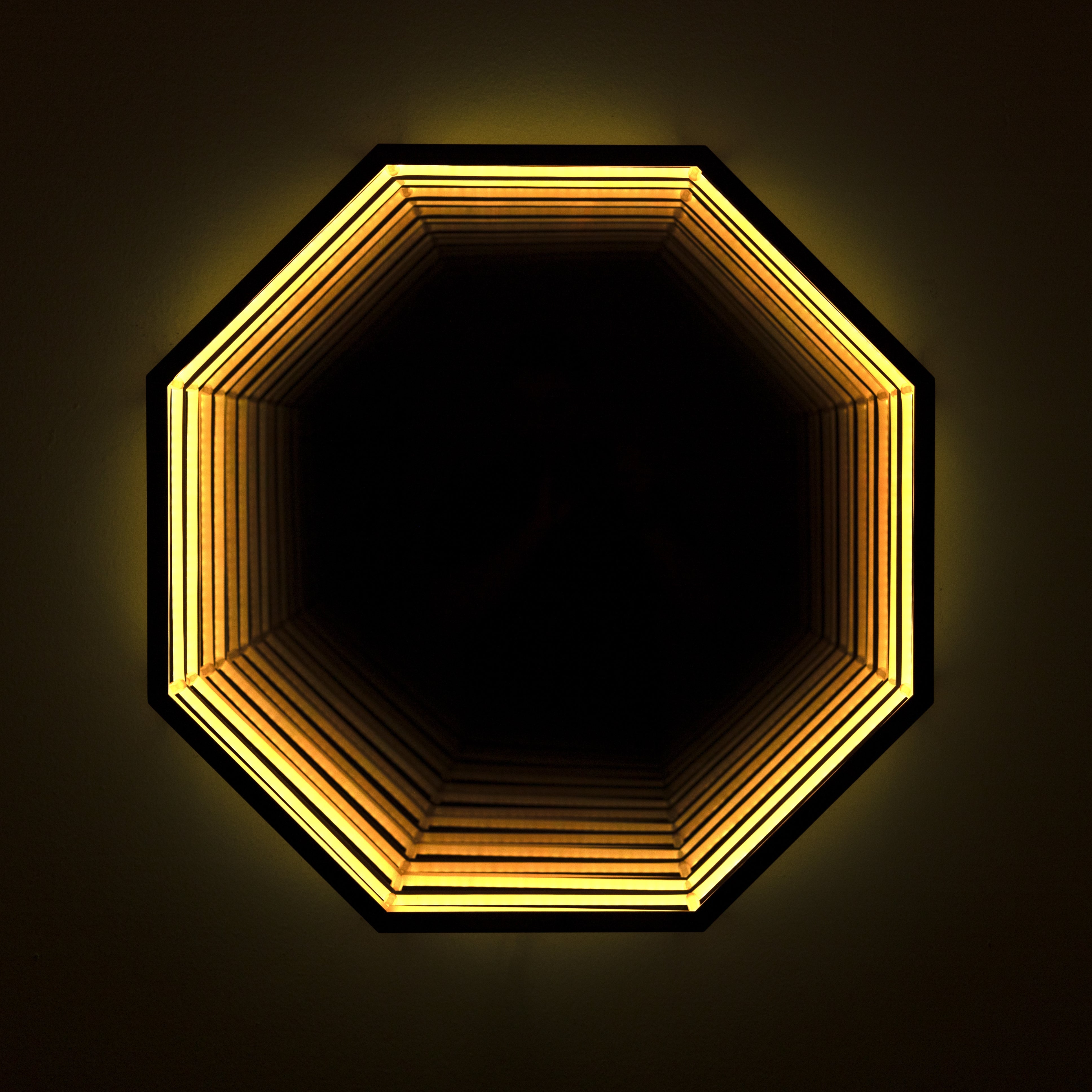3D-Oktagon-Spiegellicht