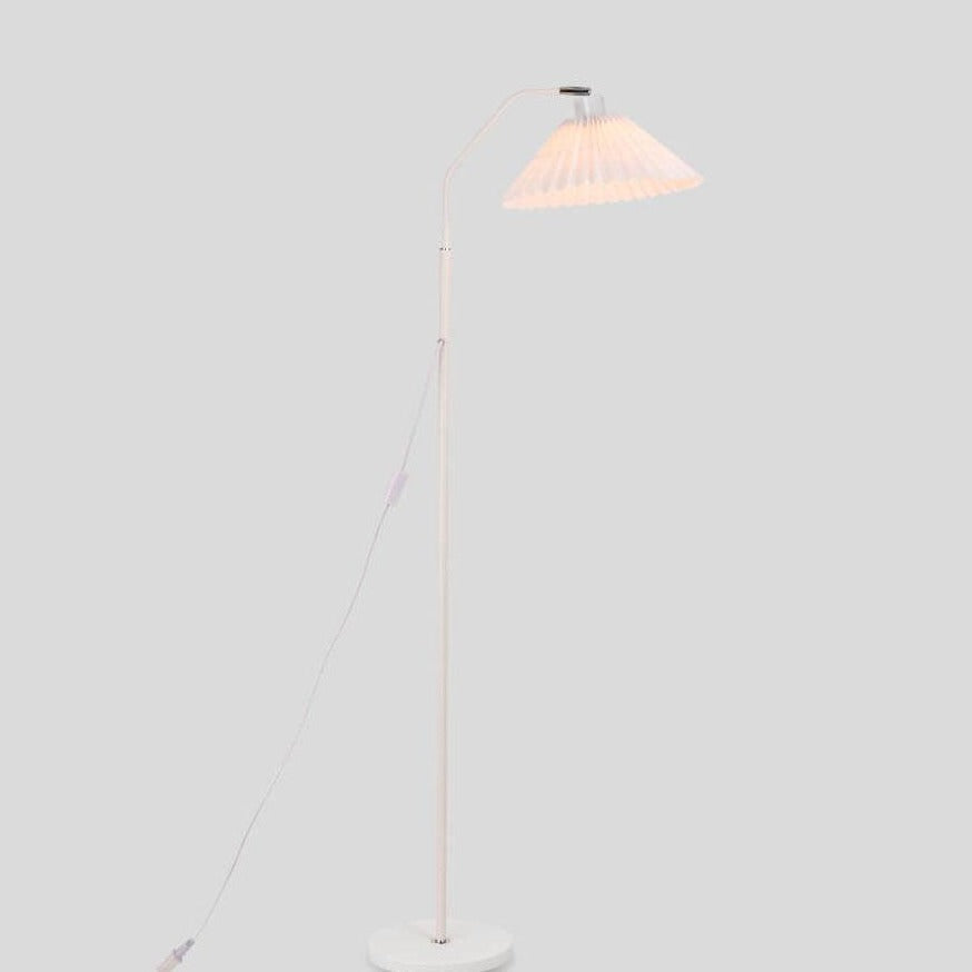 Minimalistische LED Stehlampe mit Faltbarem Stoffschirm