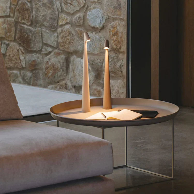 Minimalistische Leuchte für modernes Wohndesign